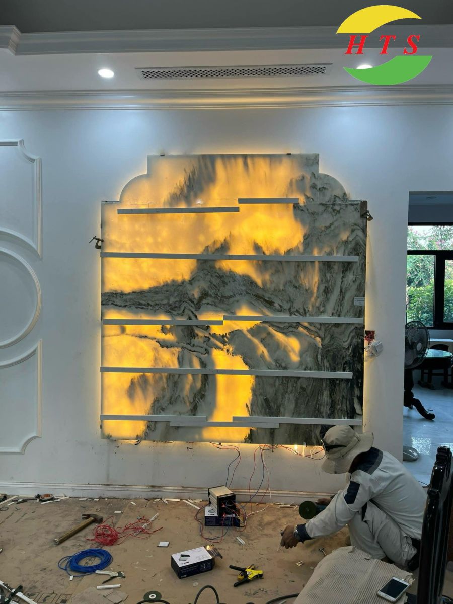lắp đặt tranh đá tại Hưng Thịnh stone